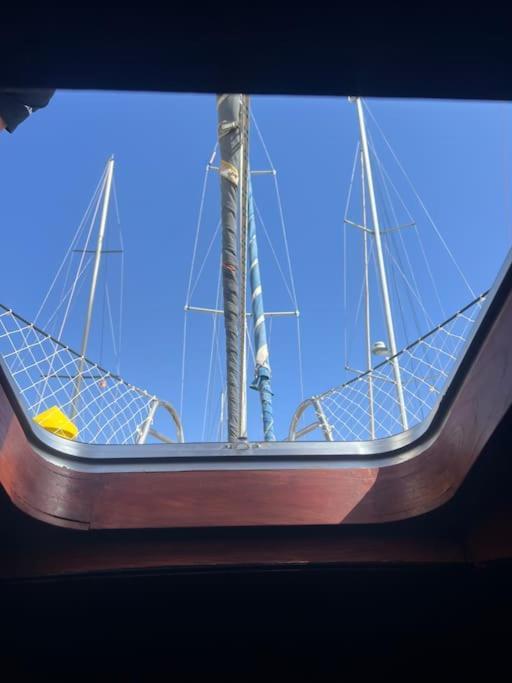 The Captains Locker - 30Ft Yacht San Miguel de Abona Exteriér fotografie