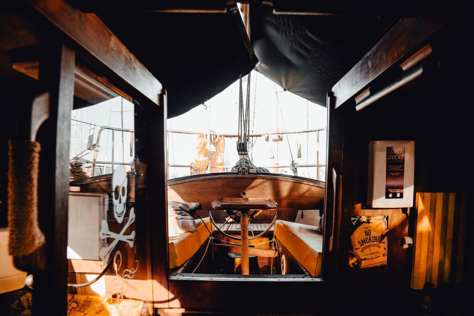 The Captains Locker - 30Ft Yacht San Miguel de Abona Exteriér fotografie